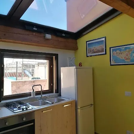 Lägenhet Kardia Palermo